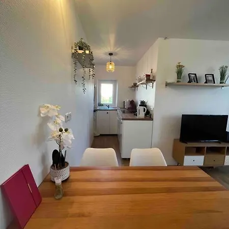 Chateau A 10 Min A Pied Apartmán